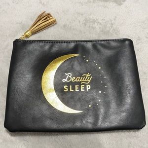 Beauty sleep pouch
